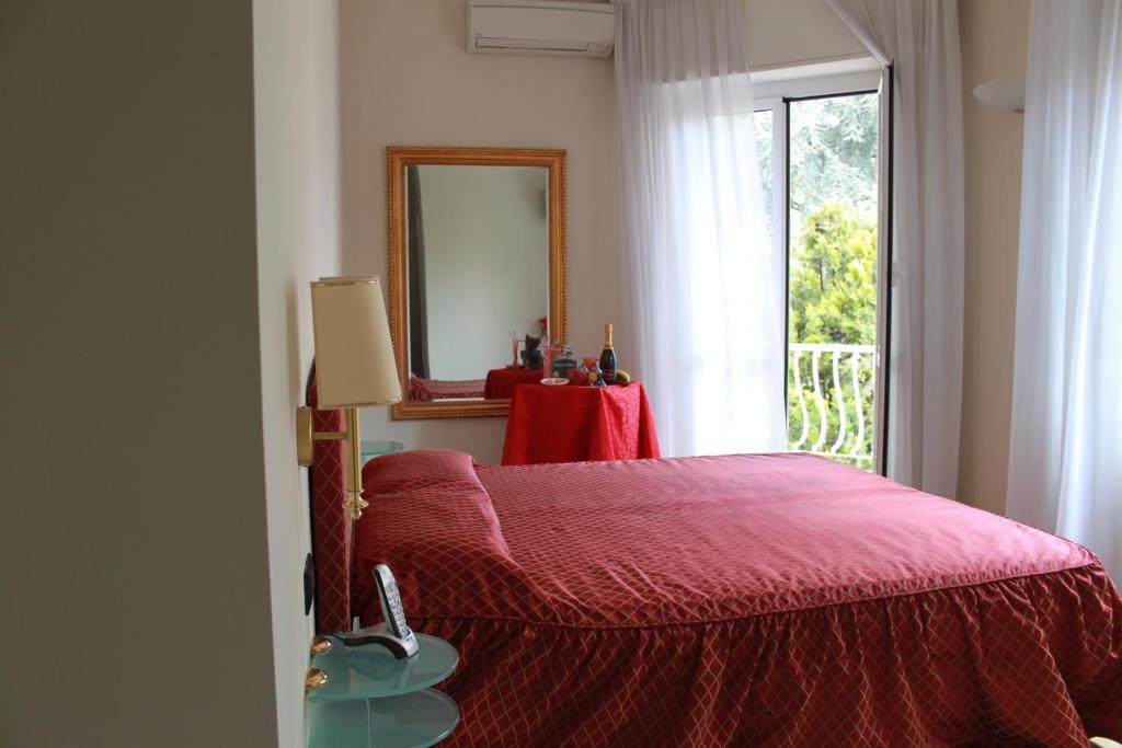 Hotel Il Gatto Rapallo Szoba fotó