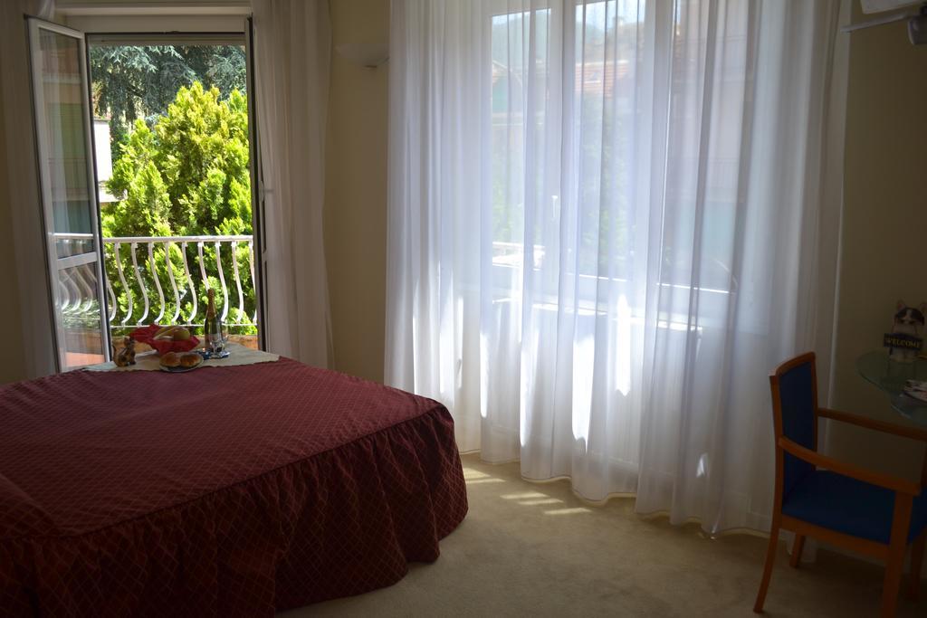 Hotel Il Gatto Rapallo Szoba fotó